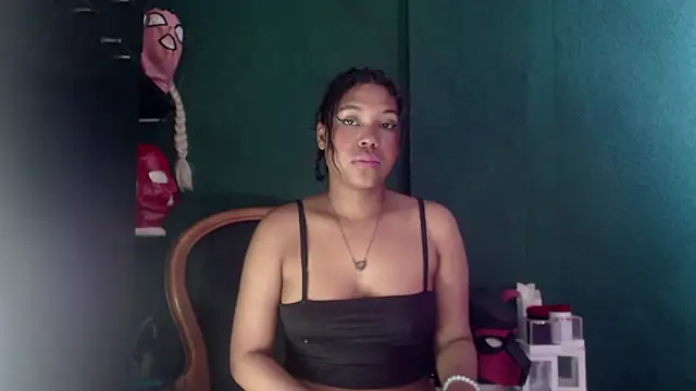 Snapshot of AntonelaVargas chatting on 10, 5, 2026 AntonelaVargas online show from 10, 5, 2026