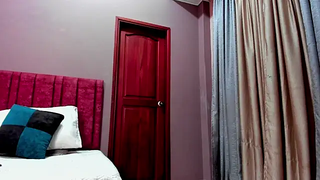 Snapshot of FreyaCameron chatting on 25, 4, 2026 FreyaCameron online show from 25, 4, 2026