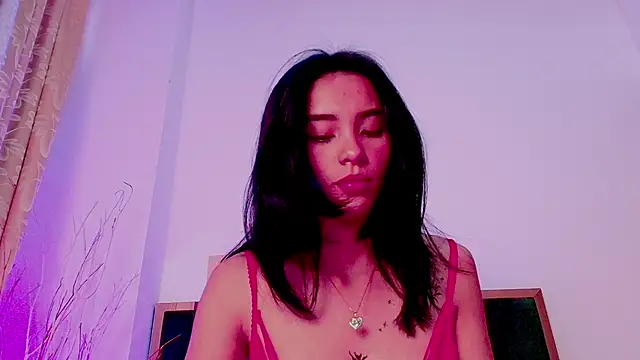 Snapshot of ValkaVega chatting on 7, 4, 2026 ValkaVega online show from 7, 4, 2026