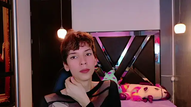 Snapshot of Stefany_PiInk chatting on 9, 6, 2026 Stefany PiInk online show from 9, 6, 2026