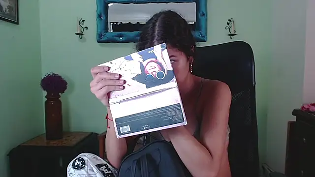 Snapshot of ChalonVera chatting on 1, 6, 2026 ChalonVera online show from 1, 6, 2026