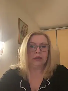 Snapshot of JanieLight53 chatting on 13, 3, 2026 JanieLight53 online show from 13, 3, 2026