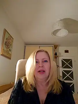 Snapshot of JanieLight53 chatting on 24, 3, 2026 JanieLight53 online show from 24, 3, 2026