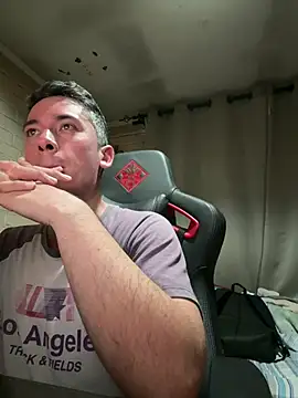 Snapshot of Cr1sXPorn chatting on 10, 3, 2026 Cr1sXPorn online show from 10, 3, 2026