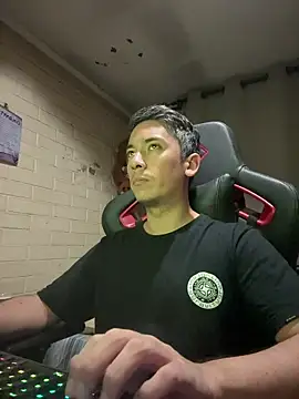 Snapshot of Cr1sXPorn chatting on 25, 3, 2026 Cr1sXPorn online show from 25, 3, 2026