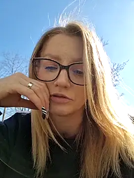 Snapshot of mariagefun chatting on 18, 3, 2026 mariagefun online show from 18, 3, 2026