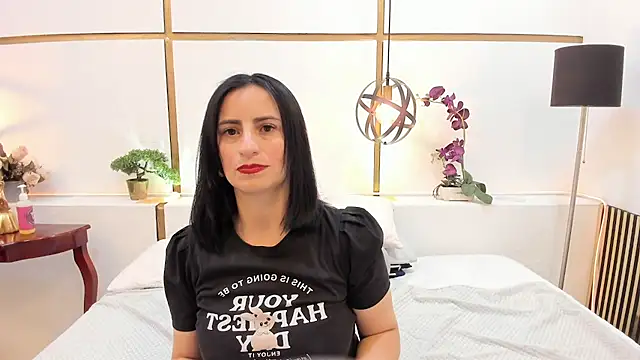 Snapshot of BrendaCantorel chatting on 20, 4, 2026 BrendaCantorel online show from 20, 4, 2026