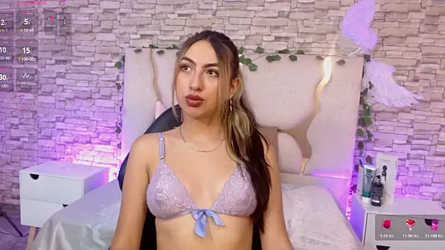 Snapshot of cloe_1tay chatting on 13, 3, 2026 cloe 1tay online show from 13, 3, 2026