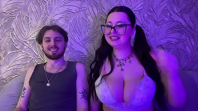 Snapshot of LunaWithAdrian chatting on 9, 3, 2026 LunaWithAdrian online show from 9, 3, 2026