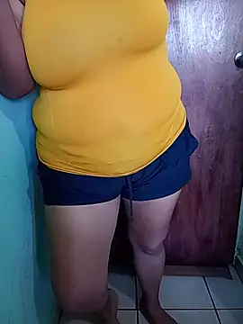 Snapshot of latina_bigtitss chatting on 12, 3, 2026 latina bigtitss online show from 12, 3, 2026