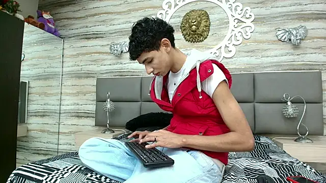 Snapshot of ValeriHot_1 chatting on 15, 4, 2026 ValeriHot 1 online show from 15, 4, 2026