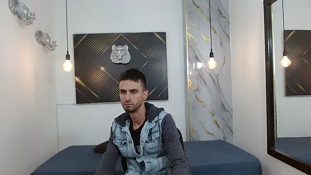 Snapshot of KingOfTemptation chatting on 9, 3, 2026 KingOfTemptation online show from 9, 3, 2026