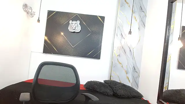 Snapshot of KingOfTemptation chatting on 6, 4, 2026 KingOfTemptation online show from 6, 4, 2026