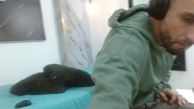 Snapshot of KingOfTemptation chatting on 14, 4, 2026 KingOfTemptation online show from 14, 4, 2026