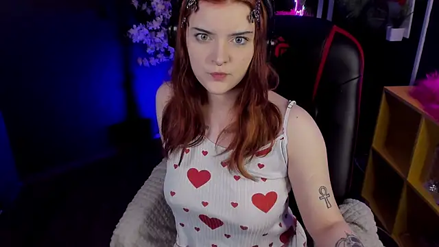 Snapshot of EsterTwilight chatting on 31, 7, 2026 EsterTwilight online show from 31, 7, 2026
