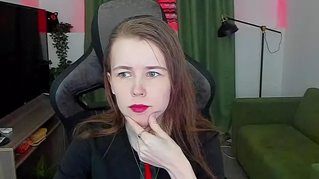 Snapshot of AriaGracen chatting on 13, 3, 2026 AriaGracen online show from 13, 3, 2026