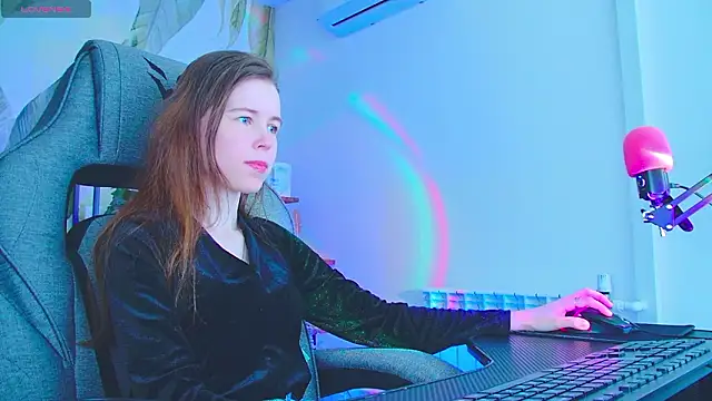 Snapshot of AriaGracen chatting on 19, 3, 2026 AriaGracen online show from 19, 3, 2026