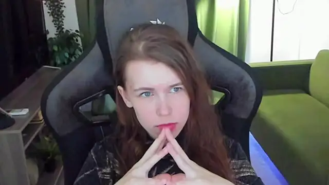 Snapshot of AriaGracen chatting on 27, 3, 2026 AriaGracen online show from 27, 3, 2026