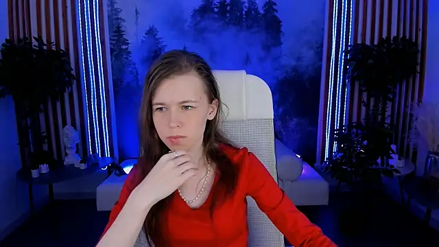 Snapshot of AriaGracen chatting on 10, 4, 2026 AriaGracen online show from 10, 4, 2026