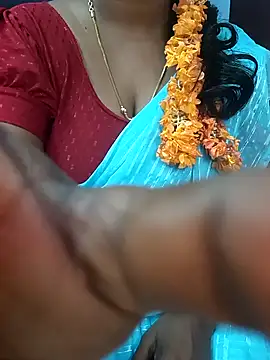 Snapshot of jothika45 chatting on 25, 4, 2026 jothika45 online show from 25, 4, 2026