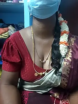 Snapshot of jothika45 chatting on 25, 4, 2026 jothika45 online show from 25, 4, 2026