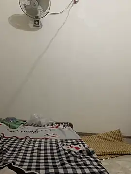 Snapshot of Lyn_baby chatting on 1, 4, 2026 Lyn baby online show from 1, 4, 2026