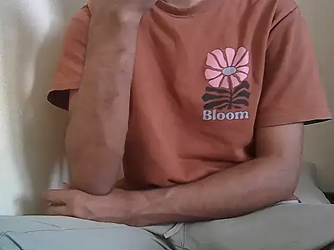 Snapshot of Madhu08fm chatting on 25, 3, 2026 Madhu08fm online show from 25, 3, 2026