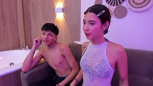 Snapshot of Sky_n_Zayn chatting on 22, 3, 2026 Sky n Zayn online show from 22, 3, 2026