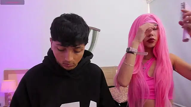 Snapshot of Sky_n_Zayn chatting on 4, 4, 2026 Sky n Zayn online show from 4, 4, 2026