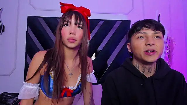 Snapshot of Sky_n_Zayn chatting on 16, 4, 2026 Sky n Zayn online show from 16, 4, 2026