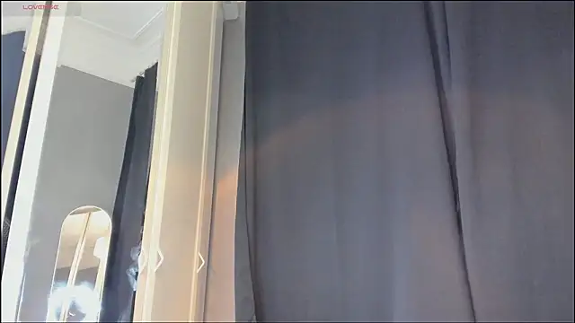 Snapshot of mint_ray chatting on 30, 3, 2026 mint ray online show from 30, 3, 2026