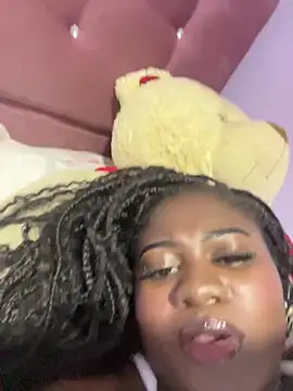 Snapshot of KiaraJohnsonn chatting on 4, 4, 2026 KiaraJohnsonn online show from 4, 4, 2026