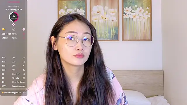 Snapshot of pinkyblooom chatting on 15, 3, 2026 pinkyblooom online show from 15, 3, 2026