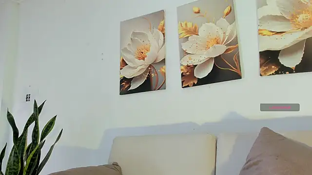 Snapshot of Viioletcollins chatting on 1, 4, 2026 Viioletcollins online show from 1, 4, 2026