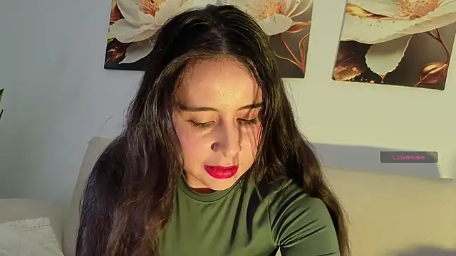 Snapshot of Viioletcollins chatting on 2, 4, 2026 Viioletcollins online show from 2, 4, 2026