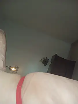 Snapshot of Elenna__ chatting on 13, 4, 2026 Elenna online show from 13, 4, 2026