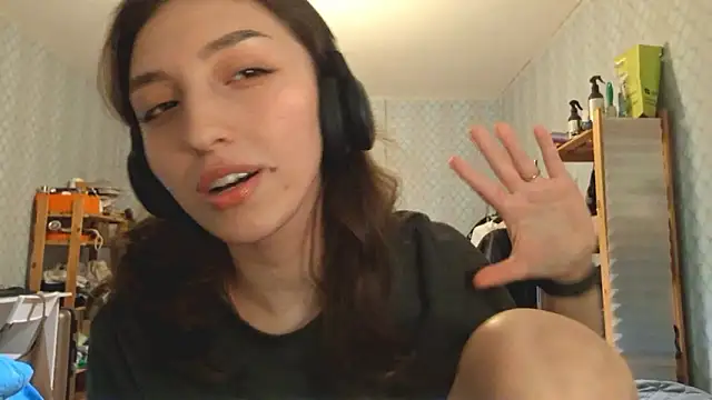Snapshot of CindyLight chatting on 27, 3, 2026 CindyLight online show from 27, 3, 2026