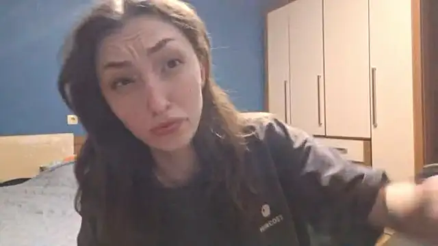 Snapshot of CindyLight chatting on 7, 4, 2026 CindyLight online show from 7, 4, 2026