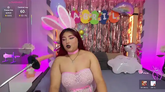 Snapshot of hooney_2 chatting on 2, 4, 2026 hooney 2 online show from 2, 4, 2026