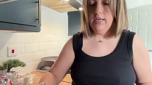 Snapshot of annabellewarick chatting on 23, 3, 2026 annabellewarick online show from 23, 3, 2026