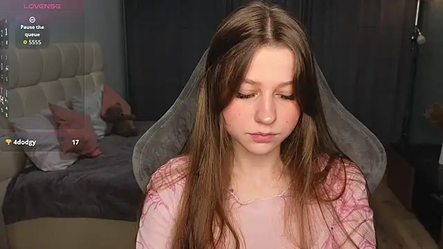 Snapshot of Kristy_Bell1 chatting on 10, 4, 2026 Kristy Bell1 online show from 10, 4, 2026