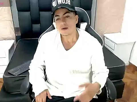 Snapshot of Alex_Wolft chatting on 15, 3, 2026 Alex Wolft online show from 15, 3, 2026