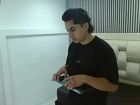 Snapshot of Alex_Wolft chatting on 26, 3, 2026 Alex Wolft online show from 26, 3, 2026