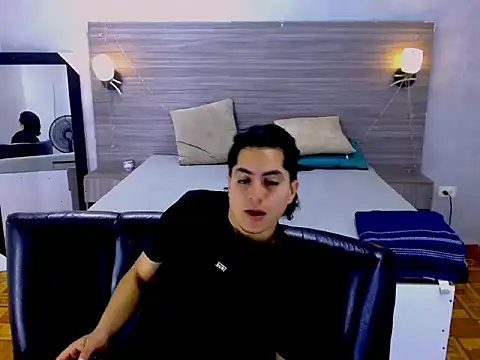 Snapshot of Alex_Wolft chatting on 28, 3, 2026 Alex Wolft online show from 28, 3, 2026