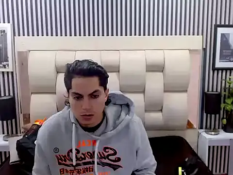 Snapshot of Alex_Wolft chatting on 3, 4, 2026 Alex Wolft online show from 3, 4, 2026