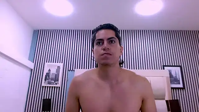 Snapshot of Alex_Wolft chatting on 6, 4, 2026 Alex Wolft online show from 6, 4, 2026