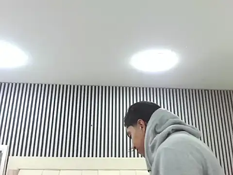 Snapshot of Alex_Wolft chatting on 11, 4, 2026 Alex Wolft online show from 11, 4, 2026