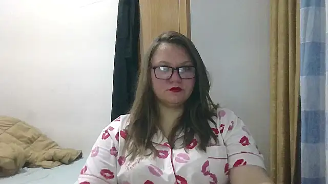 Snapshot of MuseChic_Wild chatting on 25, 5, 2026 MuseChic Wild online show from 25, 5, 2026