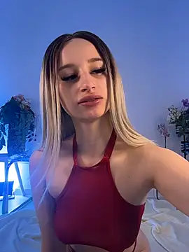 ScarletFlameee online show from 28, 5, 2026