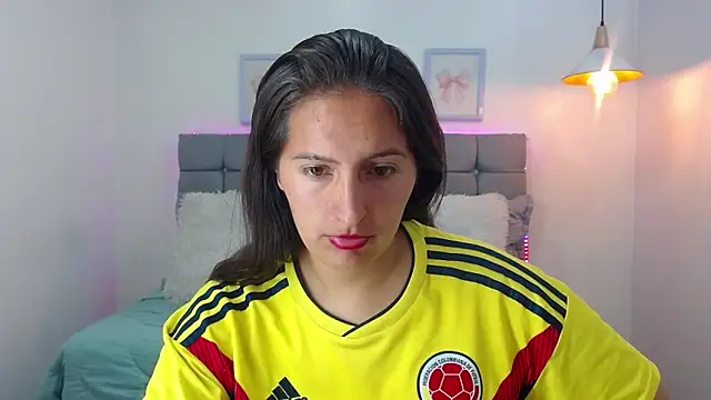 Snapshot of Sharon_makelove chatting on 15, 4, 2026 Sharon makelove online show from 15, 4, 2026